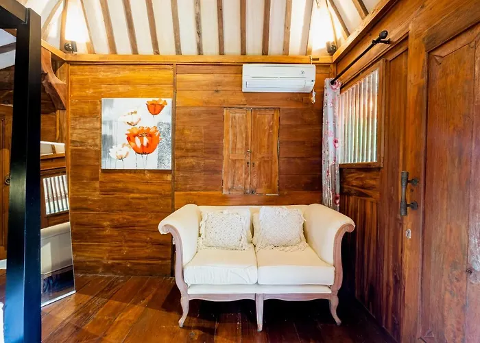 Kakul Heritage Villas